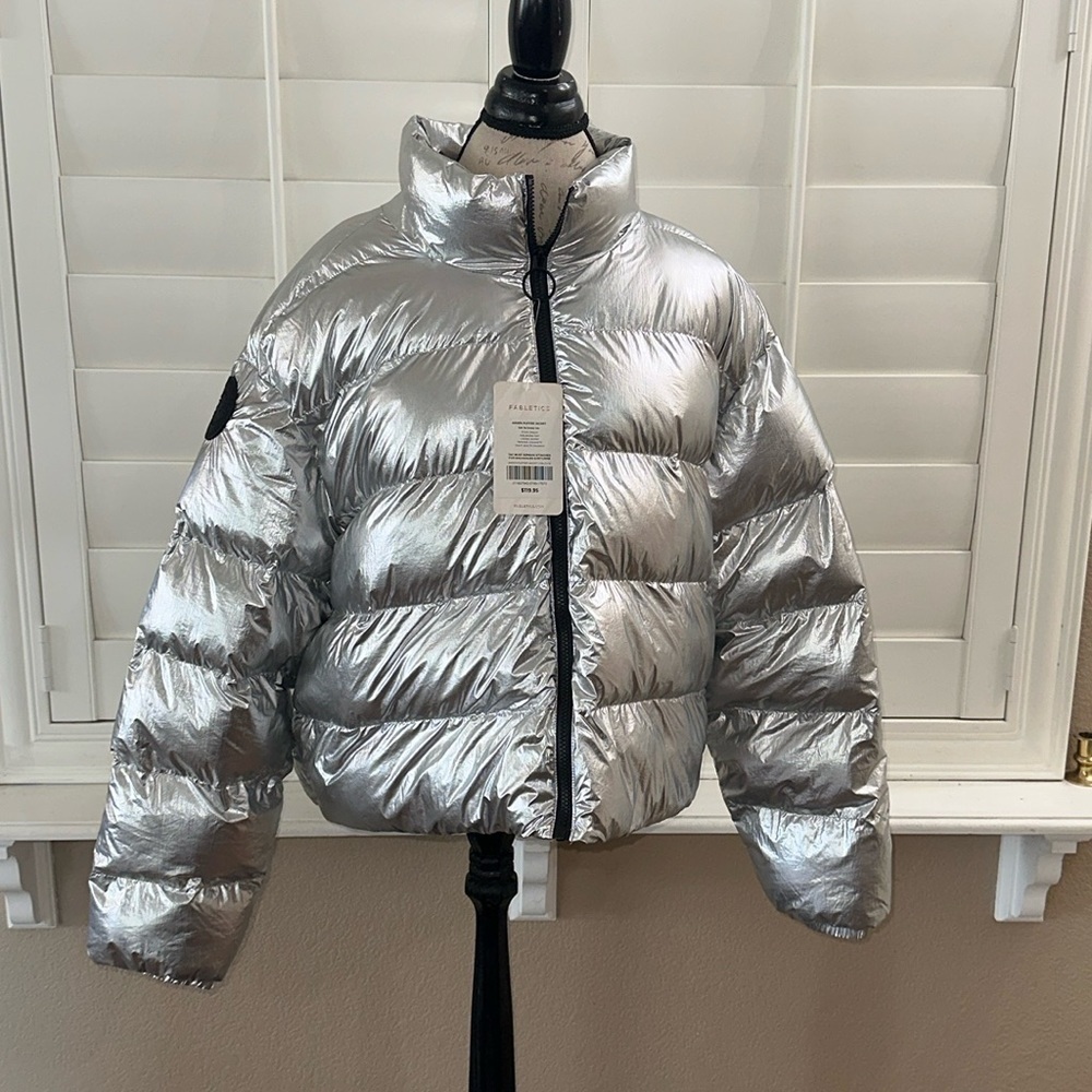 Fabletics Arden Puffer Jacket NWT - image 1